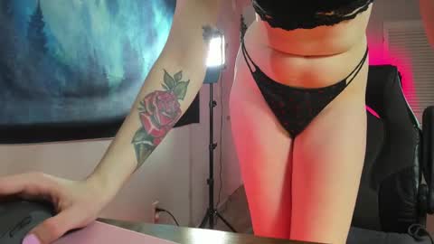 Snapshot of abbiemorganxx chatting on 09-26-25, 12:47 Abbie Morgan online show from 09-26-25, 12:47