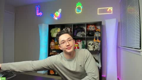 Snapshot of abbuddy920236 chatting on 01-15-25, 05:08 buddy online show from 01-15-25, 05:08