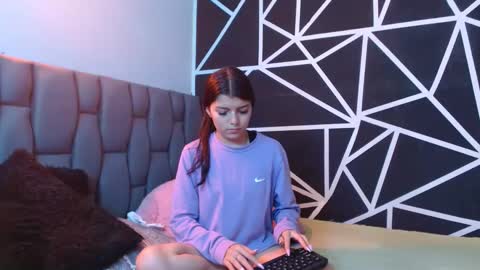 Abby y Crhiss  online show from 12-18-24, 02:32
