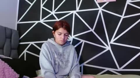 Abby y Crhiss  online show from 09-11-25, 04:01