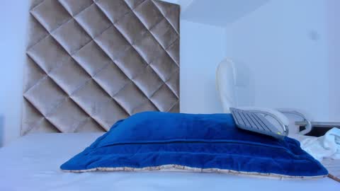 Snapshot of abby_me chatting on 12-30-24, 10:55 A B B Y online show from 12-30-24, 10:55