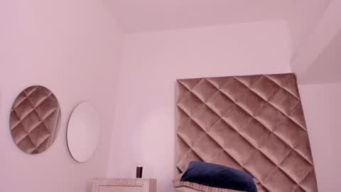Snapshot of abby_me chatting on 01-22-25, 11:56 A B B Y online show from 01-22-25, 11:56