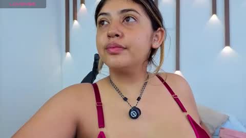 Snapshot of abby_millerr_ chatting on 12-05-25, 01:09 Abbygail online show from 12-05-25, 01:09