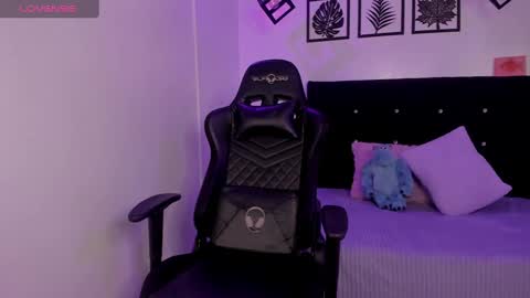 ABBY online show from 10-15-25, 03:34