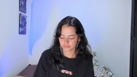 Snapshot of abby_saenz01 chatting on 09-24-25, 06:00 Abby Saenz online show from 09-24-25, 06:00