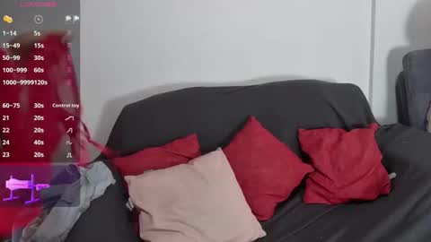 Snapshot of abby_taylorr_ chatting on 01-10-26, 11:23 Vannesa online show from 01-10-26, 11:23