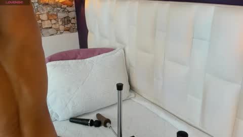 abbyadams23 online show from 11-24-25, 03:17