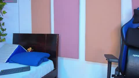 ---Abby--- online show from 12-14-25, 05:46