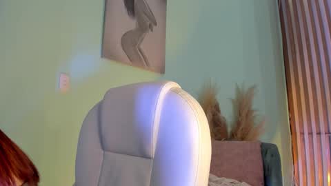 Snapshot of abbyjacksonn_ chatting on 10-13-25, 07:47 ABBY online show from 10-13-25, 07:47
