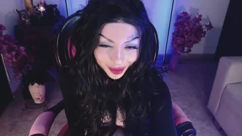 Abby online show from 04-11-26, 03:11