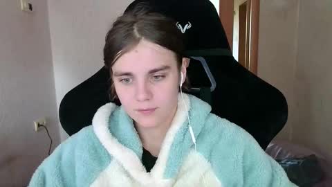 abbysal_blade online show from 09-19-25, 06:04