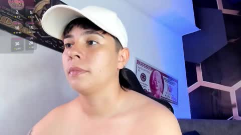 Abby Smith online show from 11-12-25, 09:14