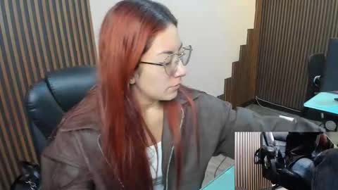 Abby Stones online show from 12-01-25, 11:26