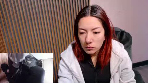 Snapshot of abbystones chatting on 06-12-26, 11:31 Abby Stones online show from 06-12-26, 11:31