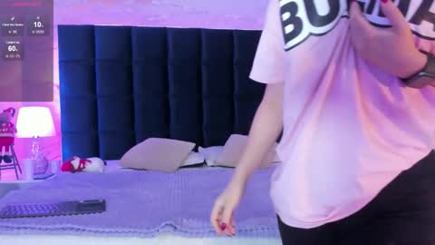 Snapshot of abbysweet1_ chatting on 12-17-25, 12:00 Abigail online show from 12-17-25, 12:00