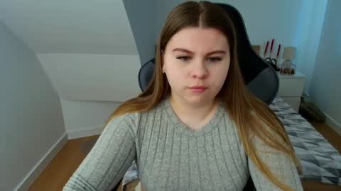 Snapshot of abbyvibe chatting on 04-24-26, 12:18 abbyvibe online show from 04-24-26, 12:18