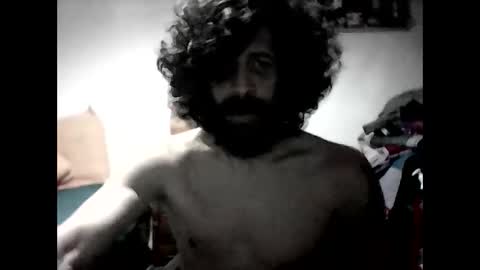 Snapshot of abcdisenio85 chatting on 03-07-26, 05:15 Chuk online show from 03-07-26, 05:15