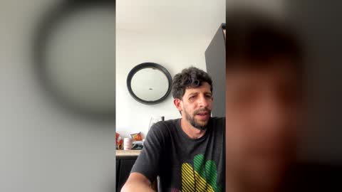 Snapshot of abcdisenio85 chatting on 04-06-26, 10:11 Chuk online show from 04-06-26, 10:11