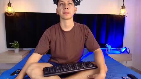 Abel Ordaz online show from 11-24-25, 07:13