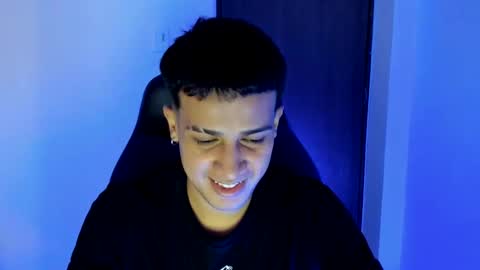 Independence model AbelAsburgo online show from 01-05-25, 03:43