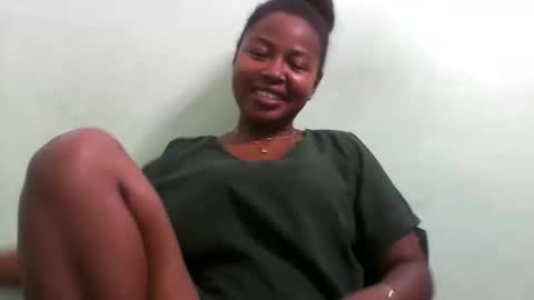 Snapshot of abella677022 chatting on 02-19-26, 11:39 abella677022 online show from 02-19-26, 11:39