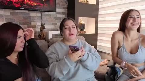 Abella online show from 09-24-25, 03:59