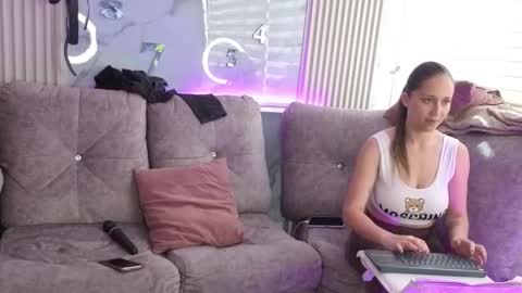 abella_as_ online show from 02-26-26, 04:06