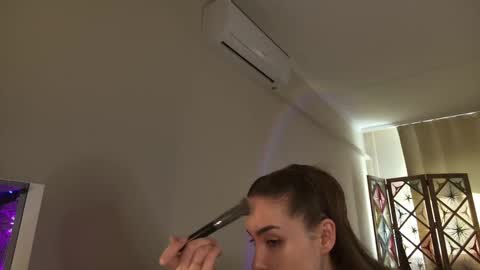 abella_danger_x online show from 04-19-26, 07:18