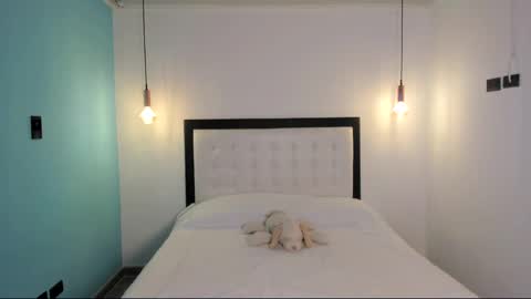  Abella and Kendra  online show from 02-21-25, 08:49