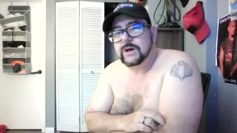 Snapshot of abennett76 chatting on 06-13-26, 02:26 AJ online show from 06-13-26, 02:26