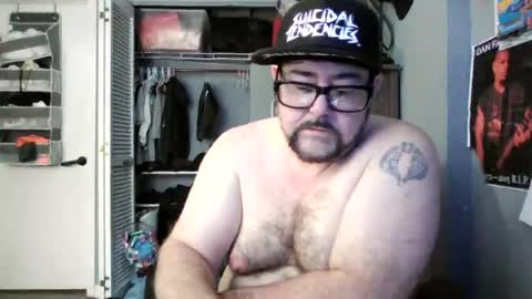 Snapshot of abennett76 chatting on 06-21-26, 03:36 AJ online show from 06-21-26, 03:36