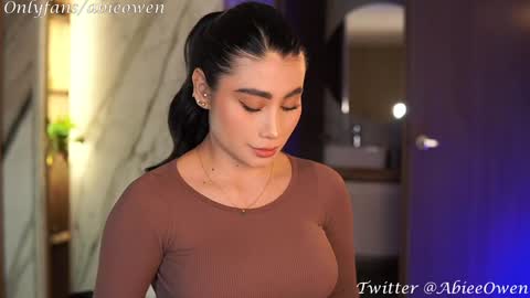 Snapshot of abie_owen chatting on 01-10-25, 12:17 abie_owen online show from 01-10-25, 12:17