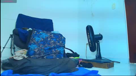 Snapshot of abigail_curvy chatting on 03-04-26, 02:45 Abigail online show from 03-04-26, 02:45