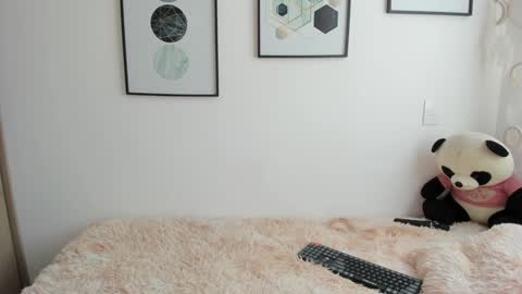 abigail online show from 11-07-25, 05:57