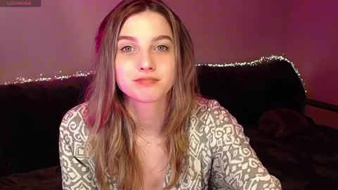 Abigail online show from 04-06-26, 04:52