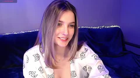 Abigail online show from 04-08-26, 05:35