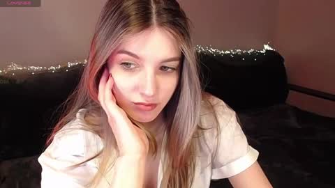 Abigail online show from 04-10-26, 02:55