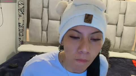 Snapshot of abril_fox__ chatting on 03-17-26, 12:19 Abril Fox online show from 03-17-26, 12:19