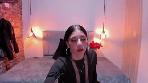 Snapshot of abril_fox__ chatting on 04-21-26, 08:34 Abril Fox online show from 04-21-26, 08:34