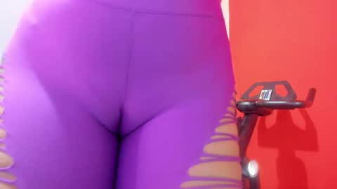 Abril jones online show from 01-29-25, 02:32