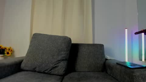 Abril jones online show from 02-08-25, 06:12