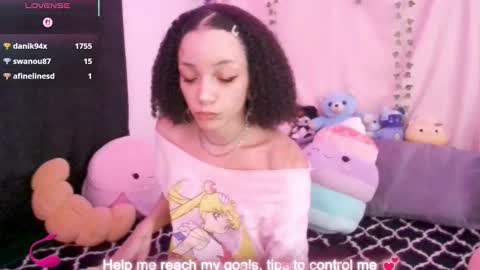 Snapshot of abruisedpeach chatting on 10-26-25, 03:45 Peach online show from 10-26-25, 03:45