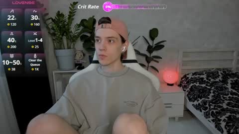 Snapshot of abslut chatting on 06-15-26, 12:13 Nick online show from 06-15-26, 12:13