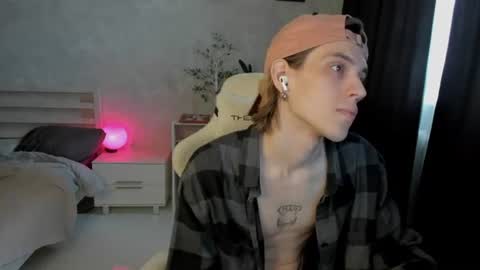 Snapshot of abslut chatting on 07-31-26, 08:25 Nick online show from 07-31-26, 08:25