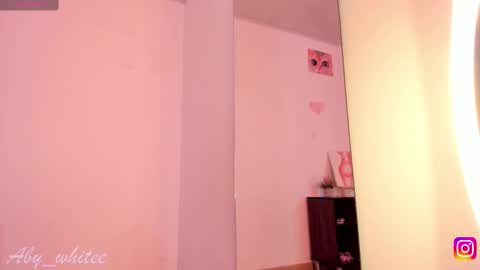   Aby   online show from 09-18-25, 11:34