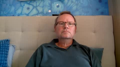 Snapshot of accel4 chatting on 09-19-25, 09:32 accel4 online show from 09-19-25, 09:32