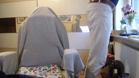 Snapshot of ach471 chatting on 11-02-25, 08:28 ach471 online show from 11-02-25, 08:28