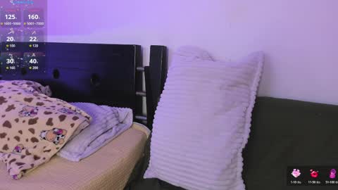 centric independent model   online show from 03-31-26, 01:22