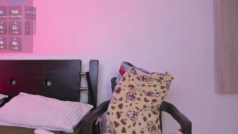 Snapshot of acid_longer chatting on 07-22-26, 01:25 centric independent model online show from 07-22-26, 01:25