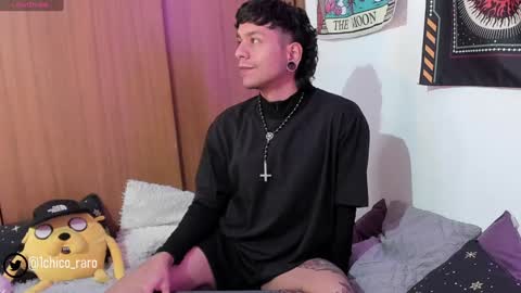 Snapshot of acid_time chatting on 02-05-25, 11:39 Jhonny online show from 02-05-25, 11:39